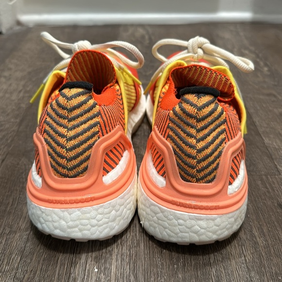Stella McCartney x Adidas Ultraboost - Picture 4 of 6